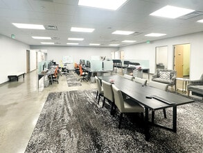 19700 Magellan Dr, Torrance, CA à louer Photo intérieure– Image 1 sur 32