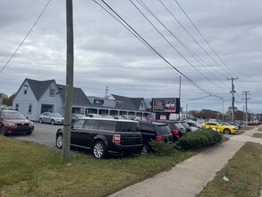 4933-4935 Virginia Beach Blvd, Virginia Beach, VA à louer Photo de l’immeuble– Image 2 sur 3