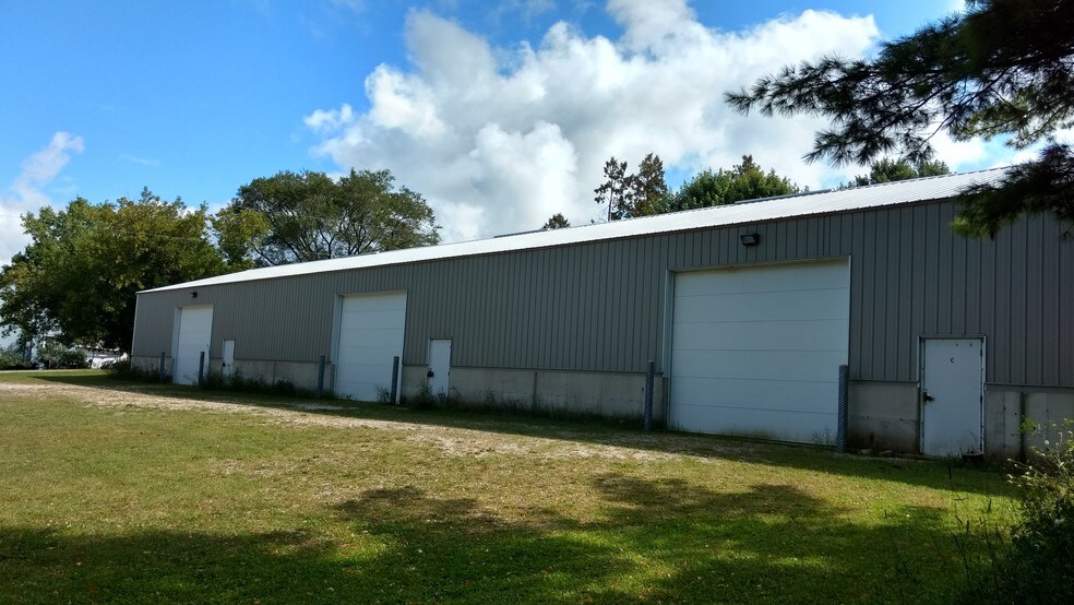 7679 State Highway 57, Sturgeon Bay, WI à vendre - Photo principale – Image 1 sur 4