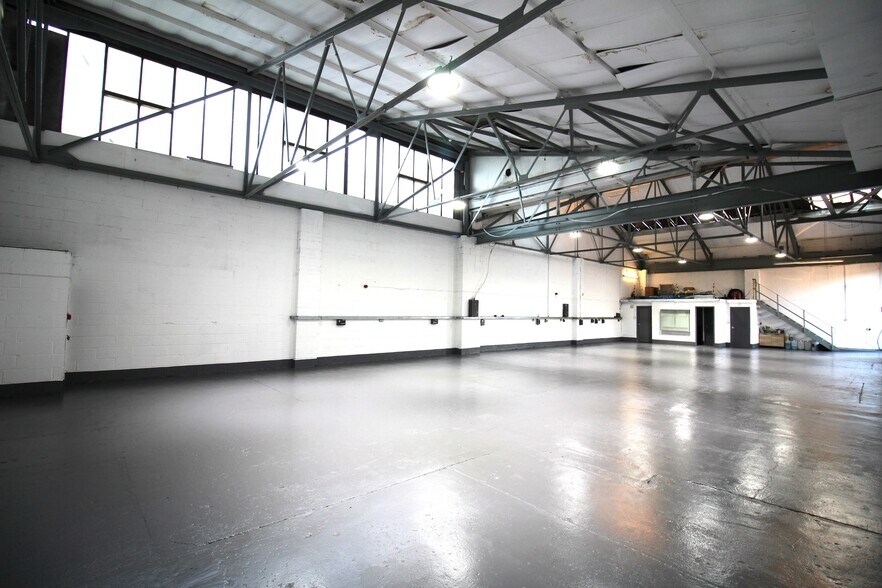 Jubilee Rd, Letchworth Garden City à louer - Photo de l’immeuble – Image 3 sur 14