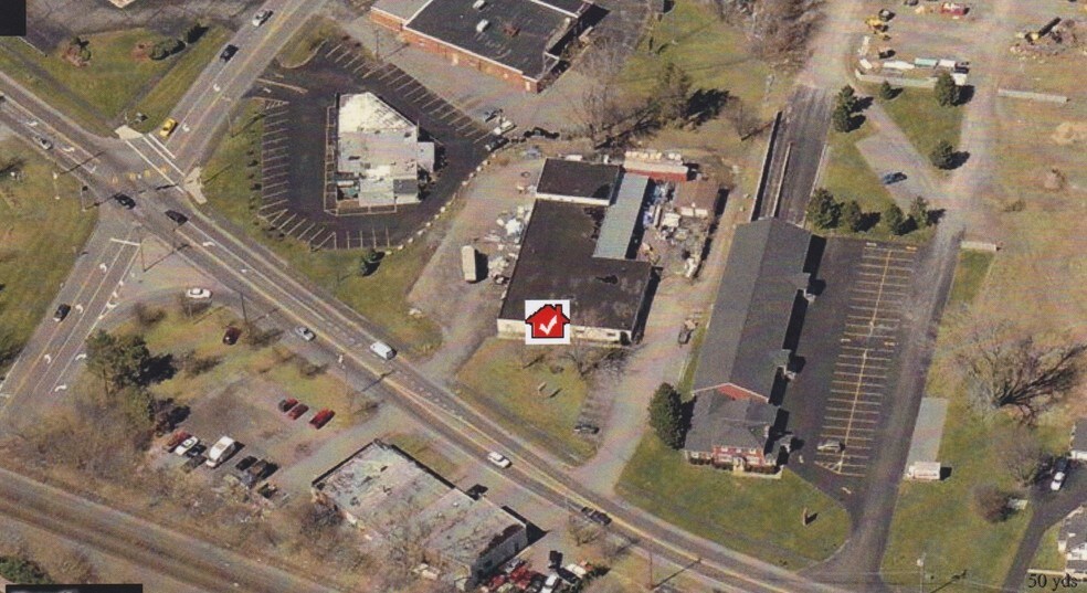 540 Whitney Rd, Fairport, NY à louer - Photo de l’immeuble – Image 2 sur 4