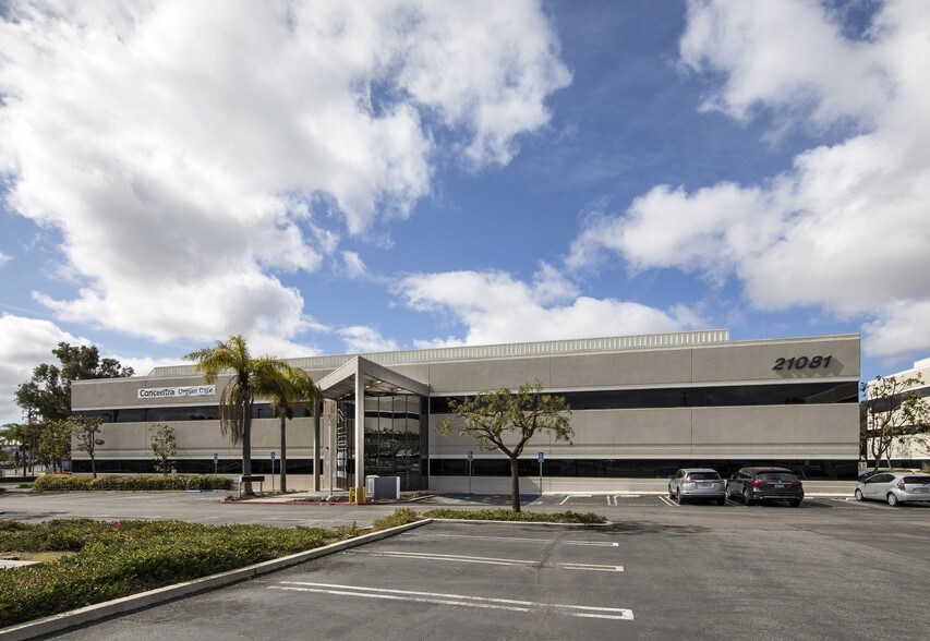 21081 S Western Ave, Torrance, CA à louer - Photo principale – Image 3 sur 8