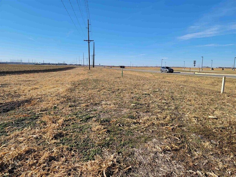 56th Street & Cherry Expressway, Kearney, NE à vendre - Photo de l’immeuble – Image 2 sur 12