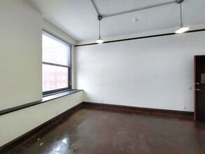 275 4th St E, Saint Paul, MN à louer Photo intérieure– Image 2 sur 3