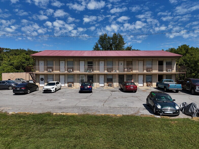1068 Wooddale Church Rd, Strawberry Plains, TN à vendre - Photo de l’immeuble – Image 2 sur 30