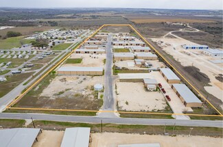 Plus de détails pour 7977 Old Bastrop Rd, New Braunfels, TX - Industriel/Logistique à louer