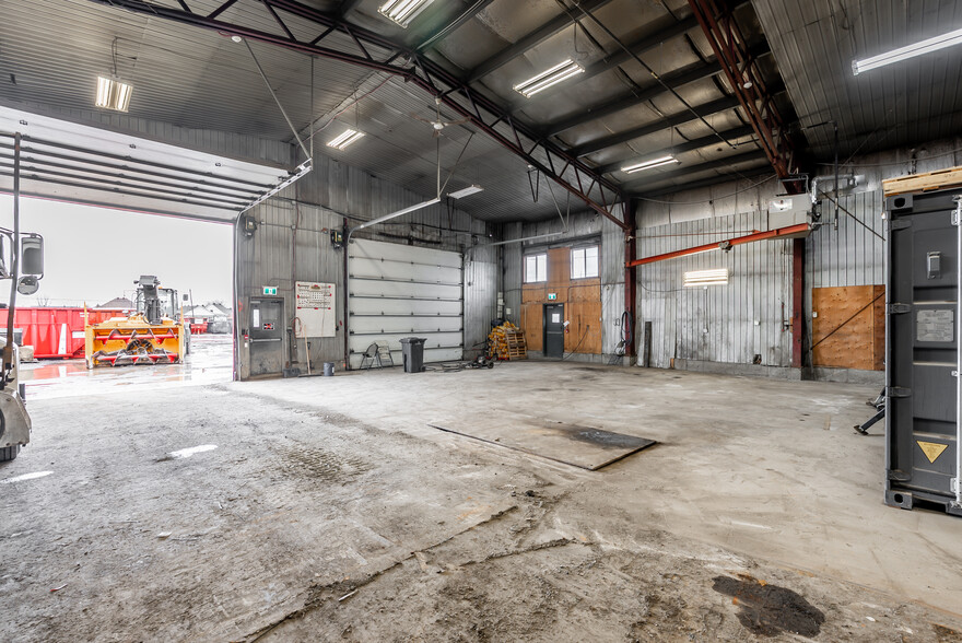 5260-5262 Rue Ramsay, Saint-hubert, QC à vendre - Photo de l’immeuble – Image 3 sur 3