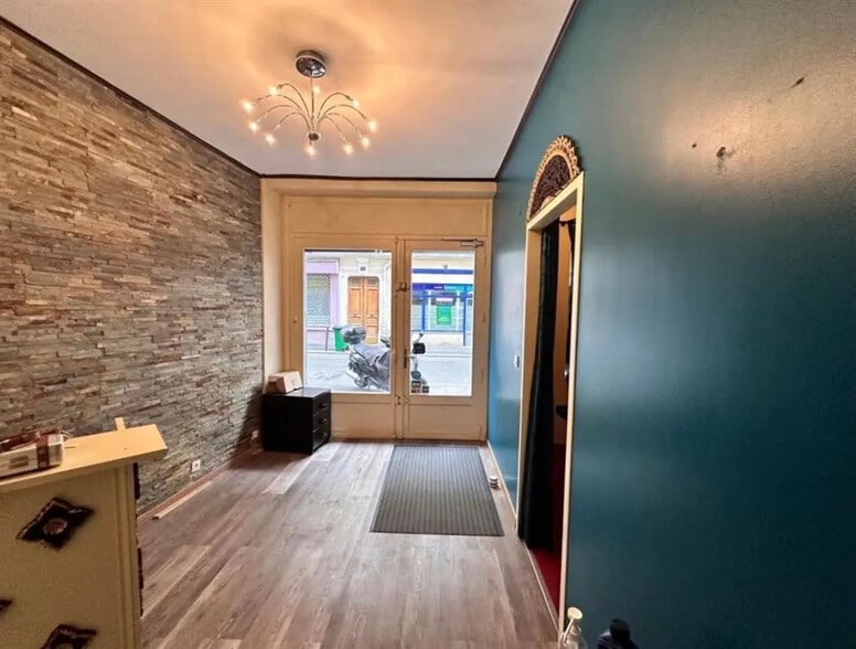 18 Rue Francis De Pressensé, Paris à vendre - Hall d’entrée – Image 1 sur 6