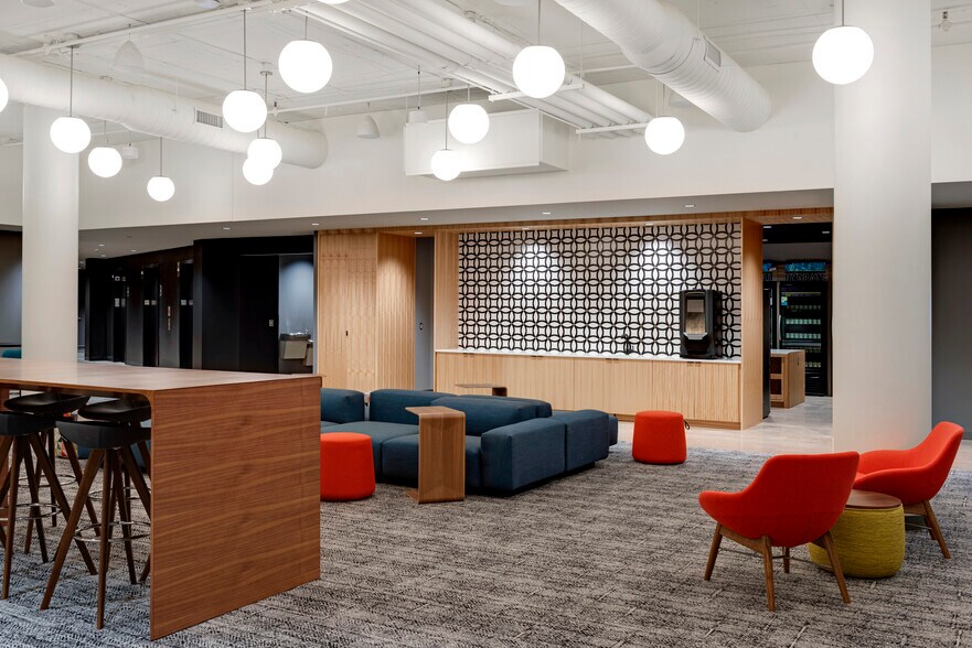 1305 Corporate Center Dr, Eagan, MN à louer - Photo intérieure – Image 3 sur 6