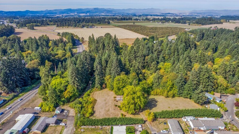 215 5th St, Lafayette, OR à vendre - Aérien – Image 2 sur 25