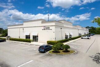 Plus de détails pour 679 NW Enterprise Dr, Port Saint Lucie, FL - Local d’activités à vendre