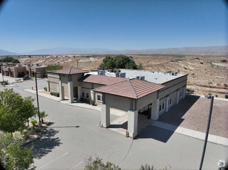 77840 Flora Rd, Palm Desert, CA à vendre – Image 3 sur 23