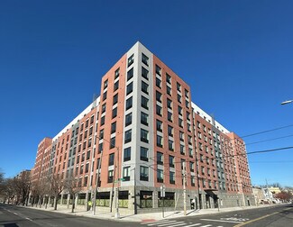 Plus de détails pour 2069 Bruckner Blvd, Bronx, NY - Local commercial à louer