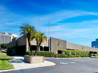 Plus de détails pour 2698 White Rd, Irvine, CA - Local d'activités à louer