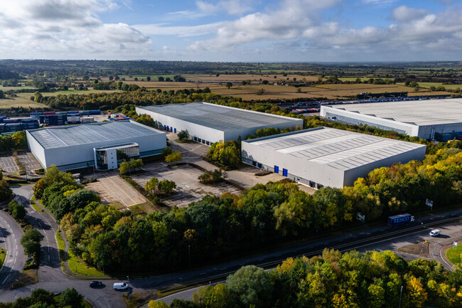 Plus de détails pour Railport, Northampton - Industriel/Logistique à louer