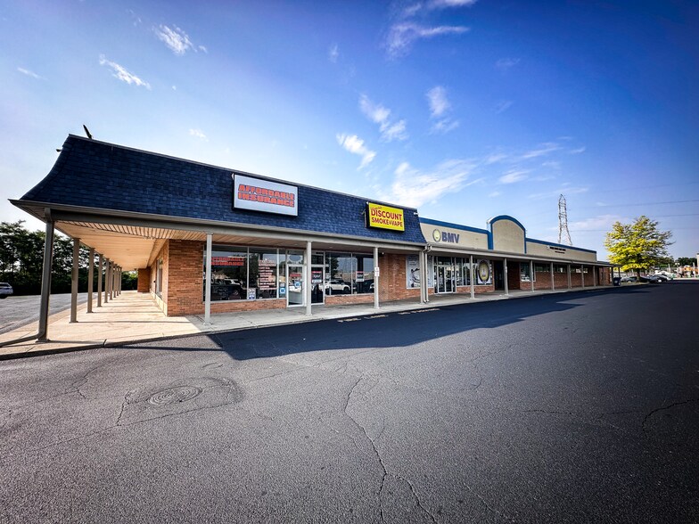 6001 Bluffton Rd, Fort Wayne, IN à louer - Photo de l’immeuble – Image 3 sur 12
