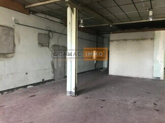Plus de détails pour Bureau, Industriel/Logistique à louer