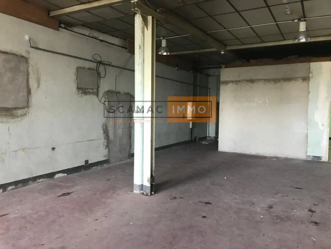 Bureau dans Vaux-le-Pénil à louer Photo de l’immeuble– Image 1 sur 6