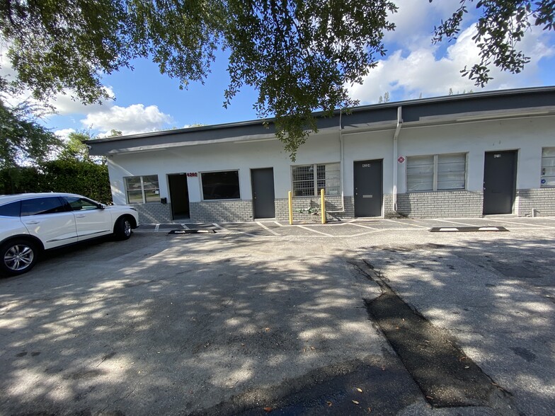 4202-4214 Peters Rd, Fort Lauderdale, FL à louer - Photo de l’immeuble – Image 2 sur 12