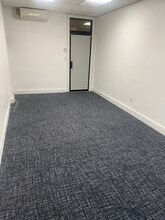 211-225 Harrison Ave, Harrison, NY à louer Photo intérieure– Image 2 sur 4