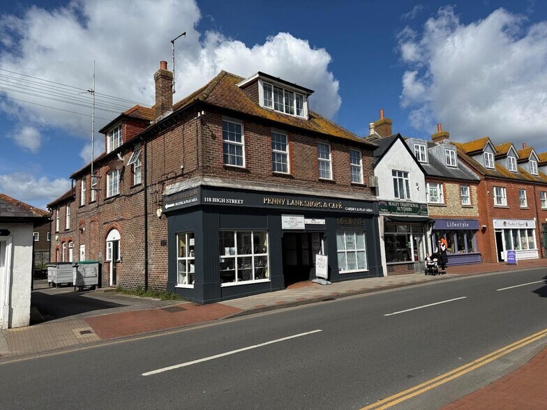 118 High St, Selsey à vendre - Photo de l’immeuble – Image 1 sur 9
