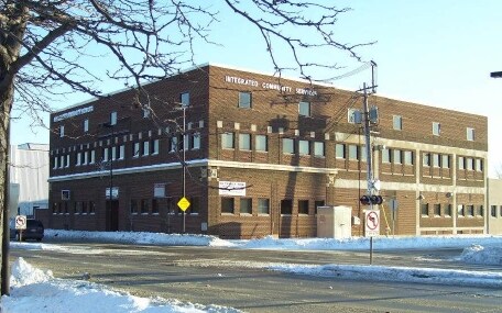 201 W Walnut St, Green Bay, WI à vendre - Photo de l’immeuble – Image 2 sur 10
