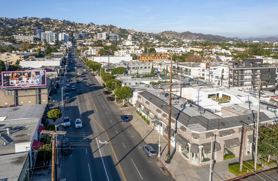 706-708 N La Cienega Blvd, West Hollywood, CA à louer - Photo de l’immeuble – Image 3 sur 3