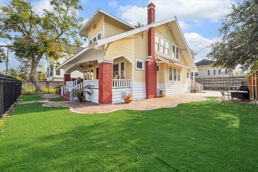 1502 Stuart St, Houston, TX à vendre - Photo de l’immeuble – Image 3 sur 26