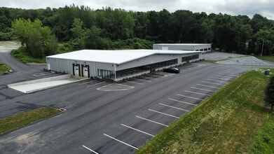 230 Norwich Rd, Plainfield, CT à vendre Photo intérieure– Image 1 sur 9