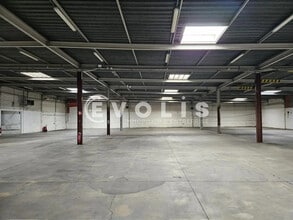 Local d’activités dans Villebon-sur-Yvette à louer Photo intérieure– Image 2 sur 5