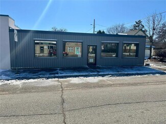 Plus de détails pour 605 1st St, Princeton, MN - Local commercial à vendre