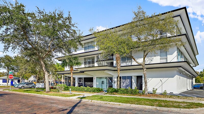 3554 1st Ave N, Saint Petersburg, FL à louer - Photo de l’immeuble – Image 2 sur 8