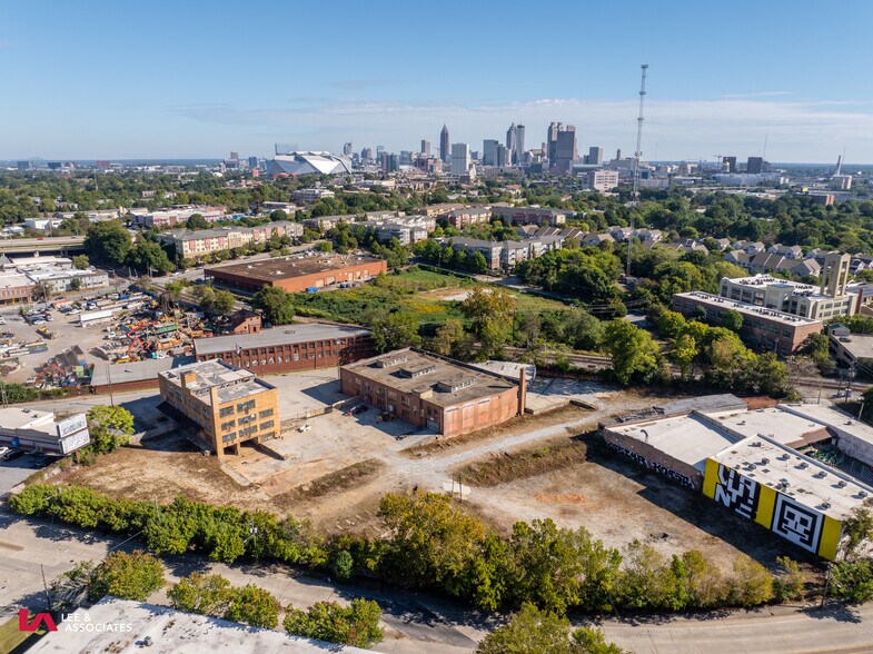 570 Glenn St SW, Atlanta, GA à louer - Photo de l’immeuble – Image 2 sur 10