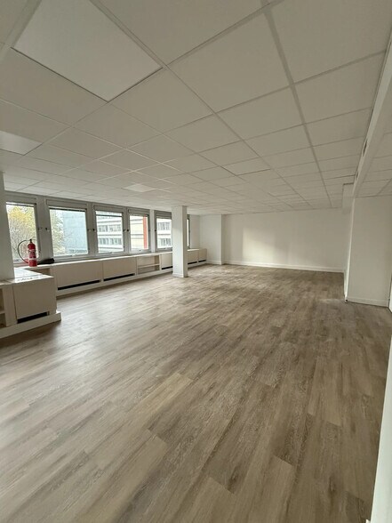 Bureau dans Paris à louer - Photo intérieure – Image 2 sur 6