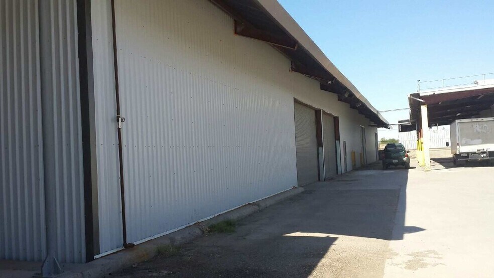 120 E Ross Ave, El Centro, CA à vendre - Photo de l’immeuble – Image 1 sur 10