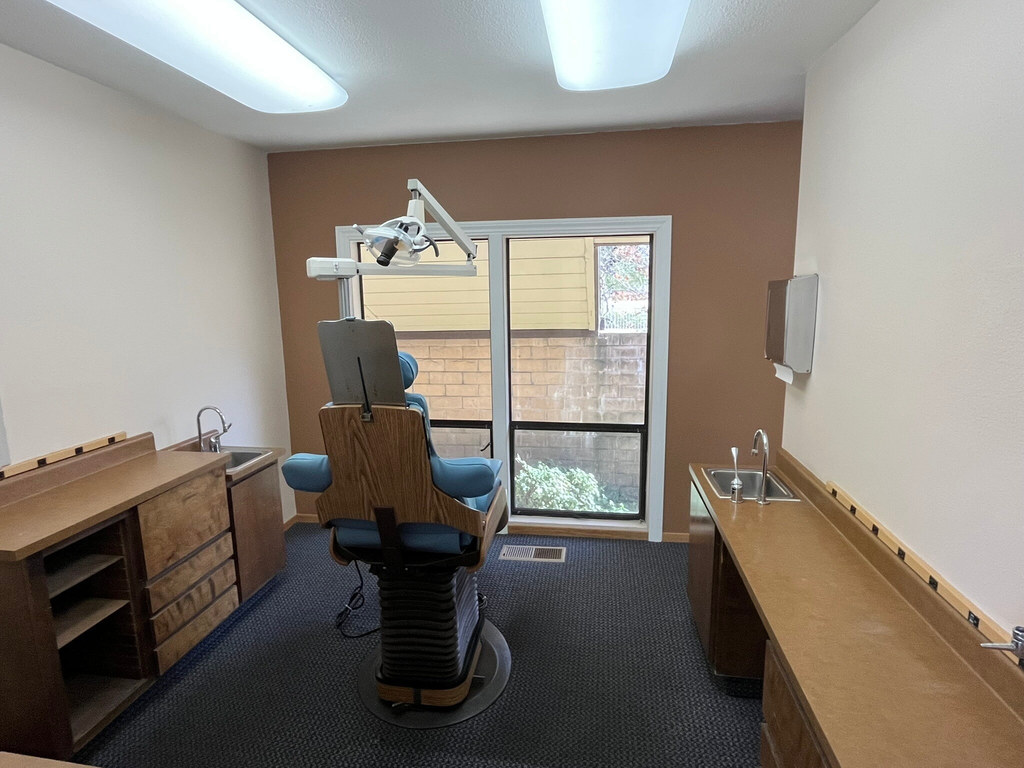 5300 Snyder Ln, Rohnert Park, CA à louer Photo intérieure– Image 1 sur 9