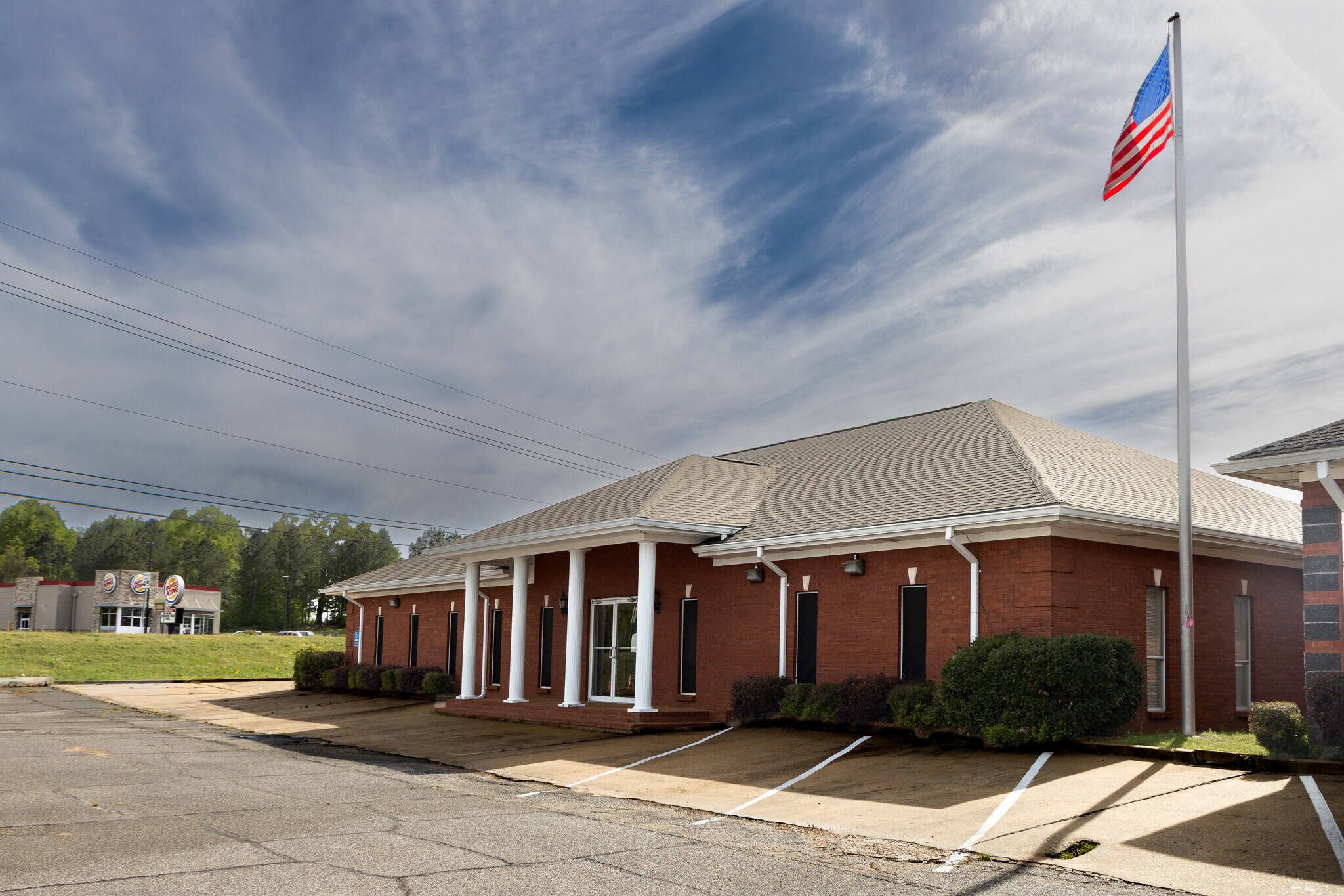 506 Highway 16 W, Carthage, MS à vendre Photo principale– Image 1 sur 5