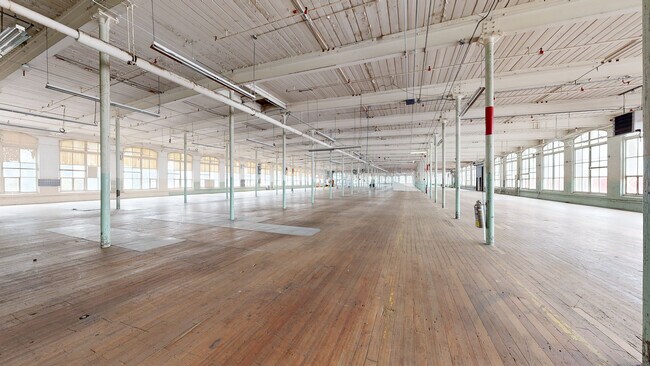 Plus de détails pour 85 South St, West Warren, MA - Industriel/Logistique à vendre