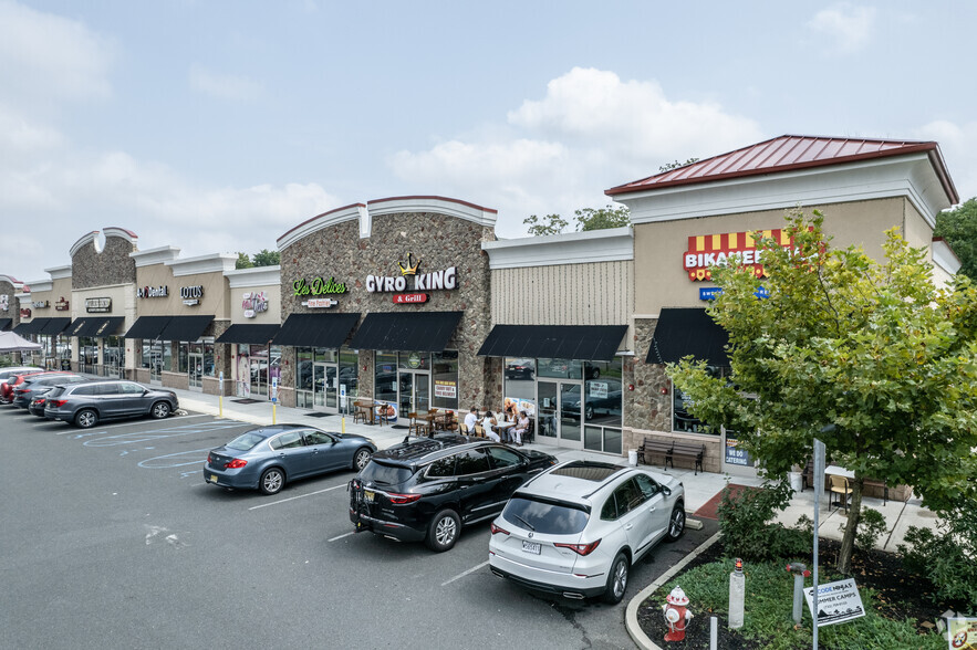 3000-3046 Route 27, Kendall Park, NJ à louer - Photo de l’immeuble – Image 1 sur 19