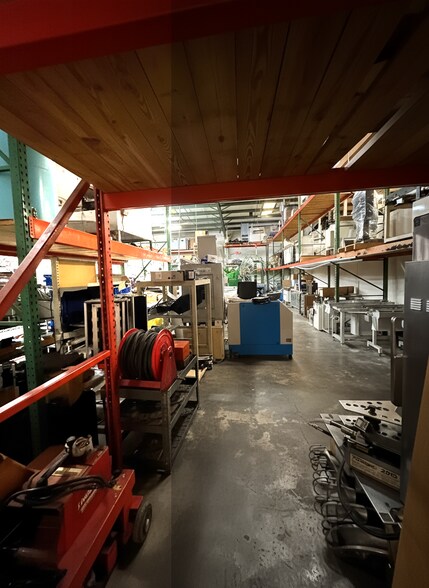 7397 S Suncoast Blvd, Homosassa, FL à louer - Photo de l’immeuble – Image 3 sur 12