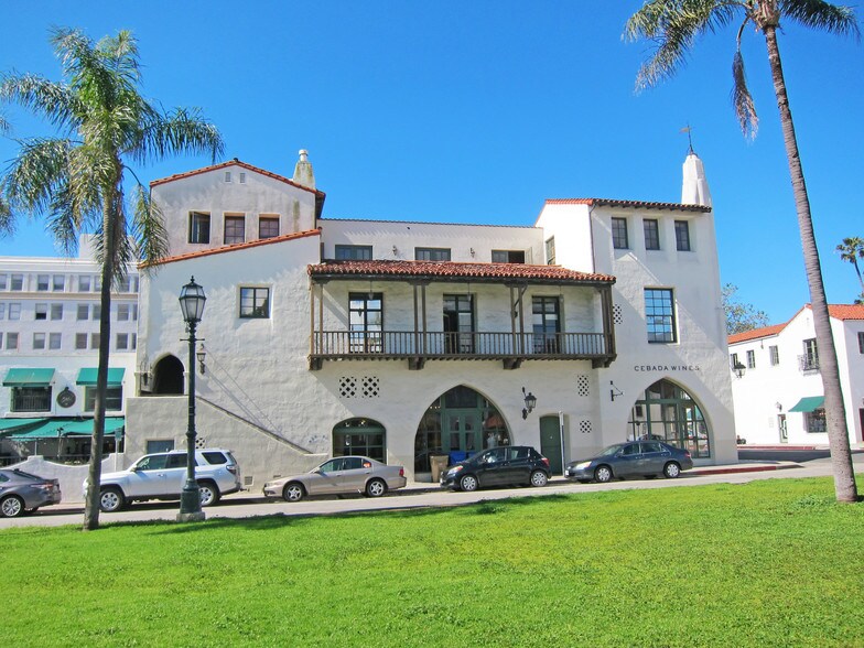 740 State St, Santa Barbara, CA à louer - Photo de l’immeuble – Image 3 sur 7
