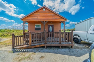 812 S Parkway Dr, Alvarado, TX à louer Photo intérieure– Image 1 sur 9