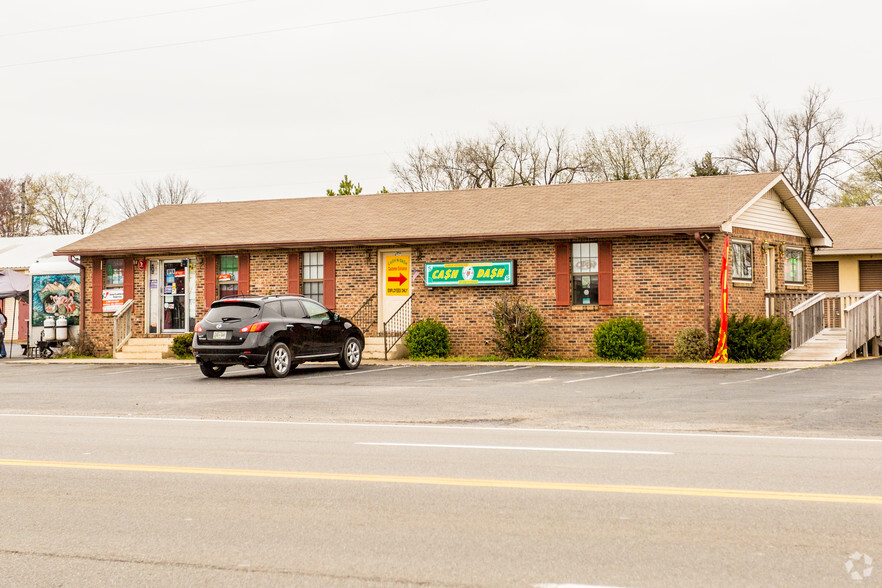 457 N Broadway, Portland, TN à vendre - Photo de l’immeuble – Image 2 sur 16