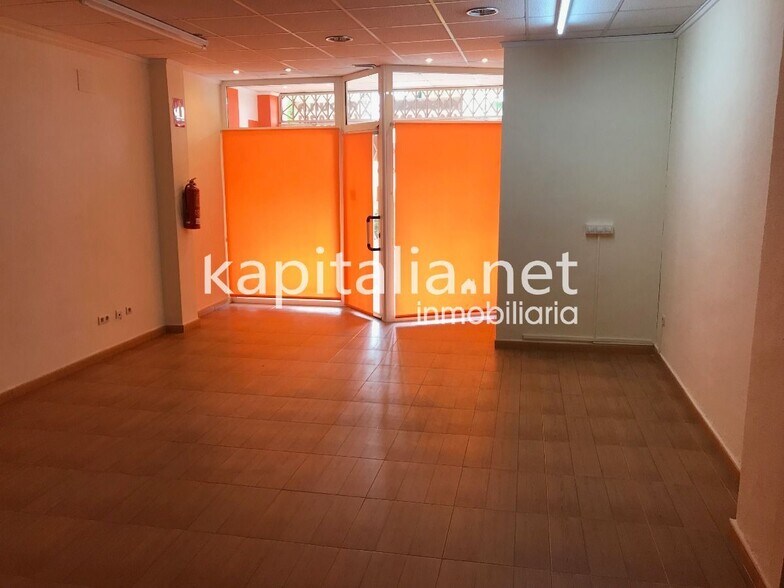 Local commercial dans València, Valencia à vendre - Photo de l’immeuble – Image 1 sur 7