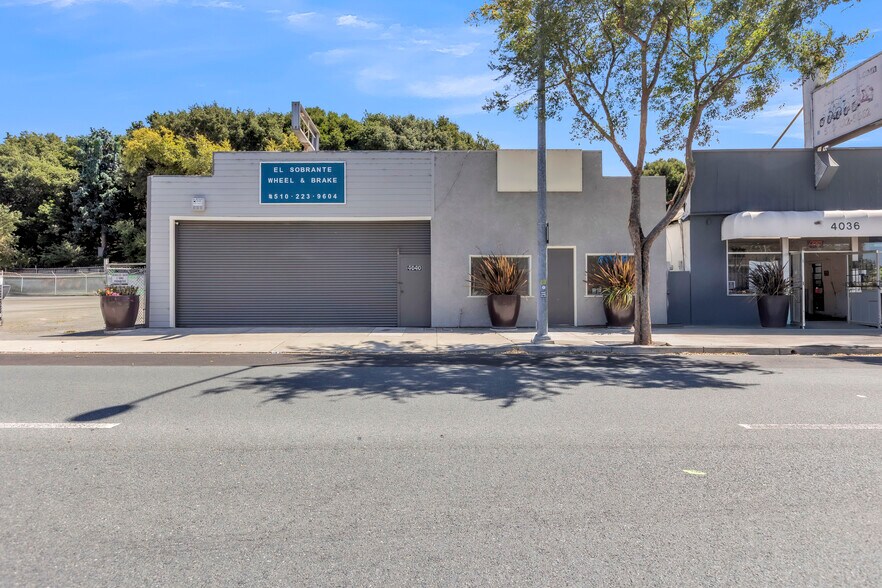 4040 San Pablo Dam Rd, El Sobrante, CA à vendre - Photo de l’immeuble – Image 2 sur 26