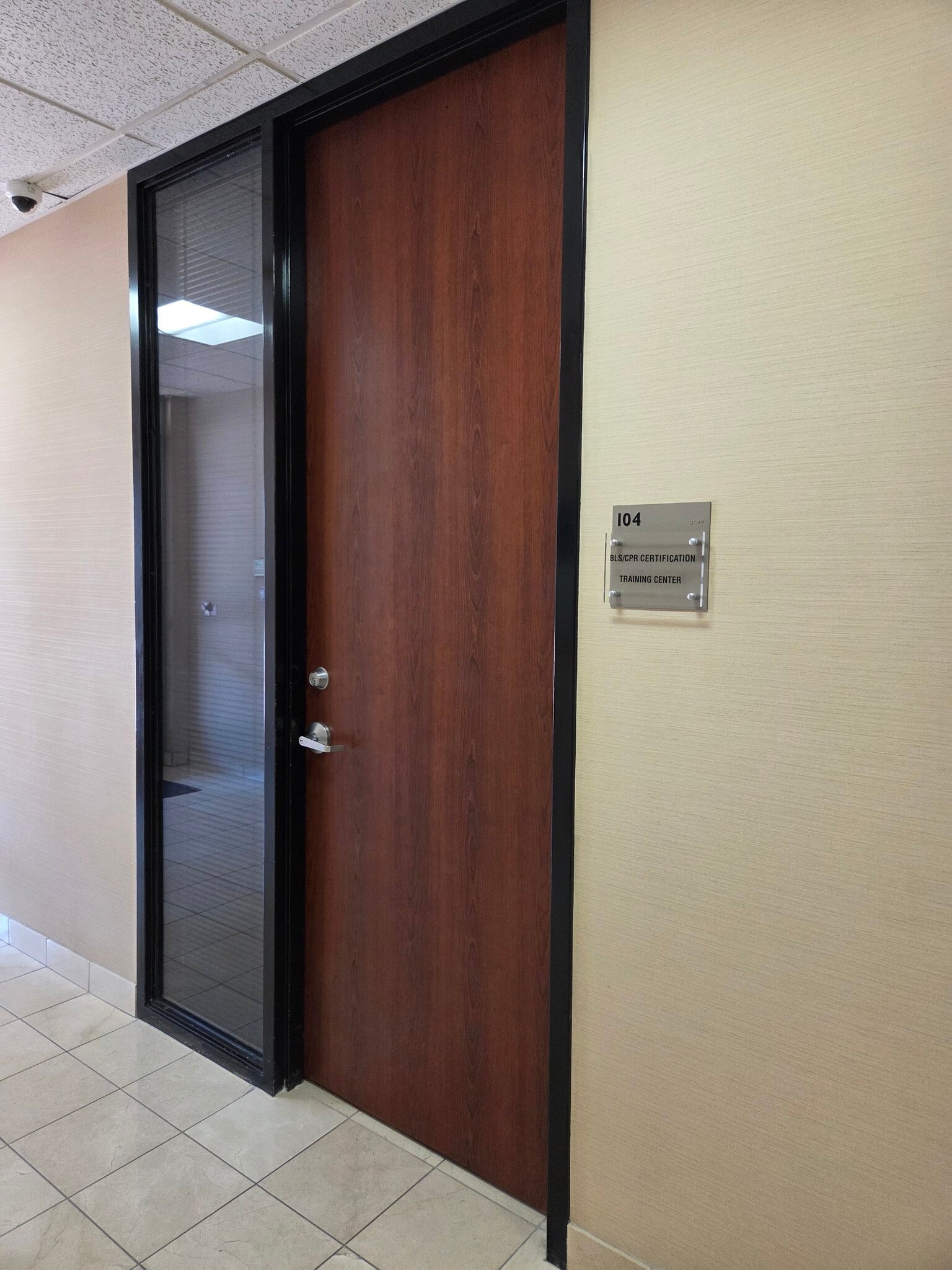 11498 Luna Rd, Farmers Branch, TX à louer Photo intérieure– Image 1 sur 17