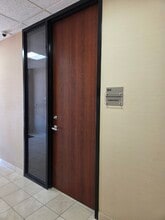 11498 Luna Rd, Farmers Branch, TX à louer Photo intérieure– Image 1 sur 17