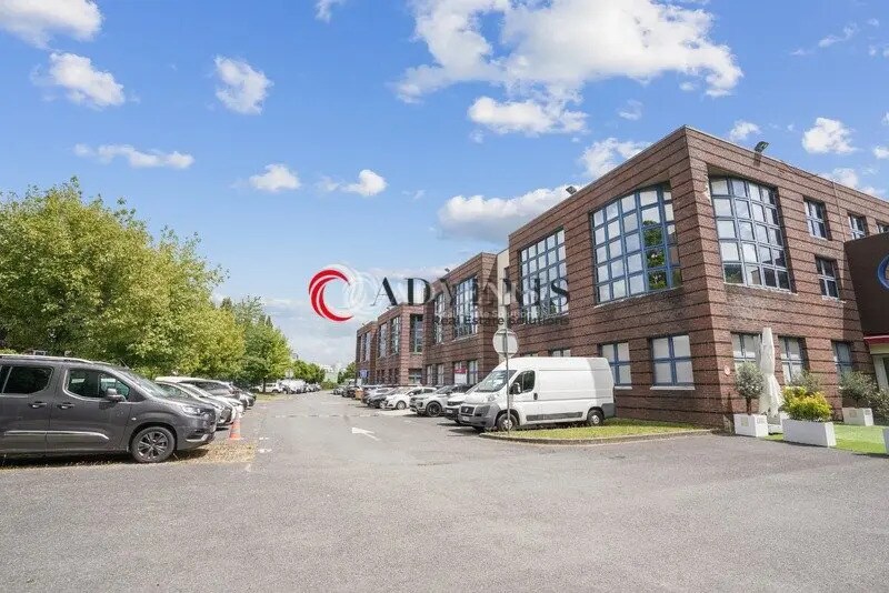 Local d’activités dans Villiers-sur-Marne à louer Photo de l’immeuble– Image 1 sur 10