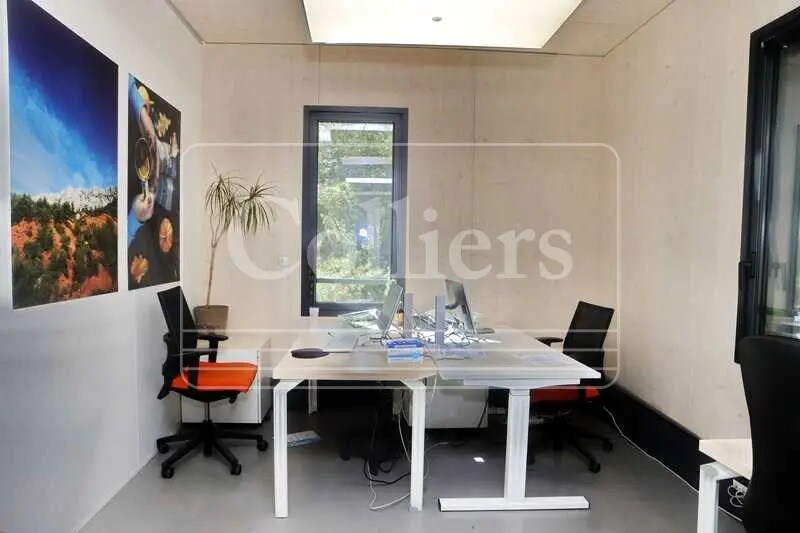 305 Rue Maurice Aicardi Lejard, Aix-en-Provence à louer - Photo de l’immeuble – Image 3 sur 21