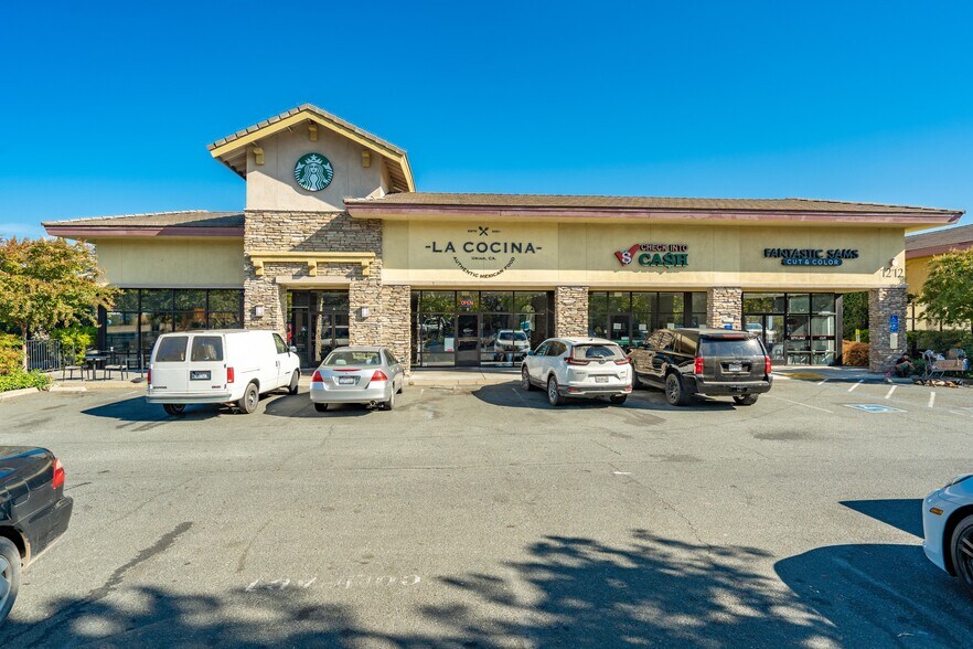 1212-1214 Airport Park Blvd, Ukiah, CA à louer - Photo de l’immeuble – Image 3 sur 6